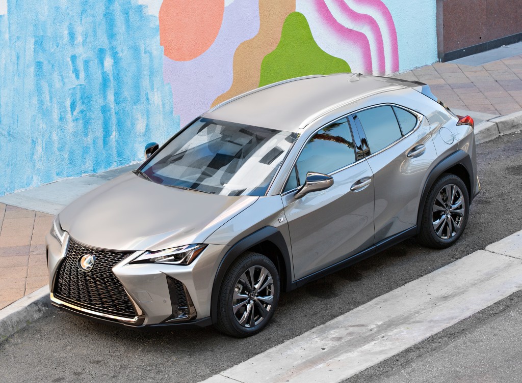 Lexus Ux photo 39