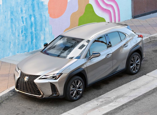 Lexus Ux photo 39