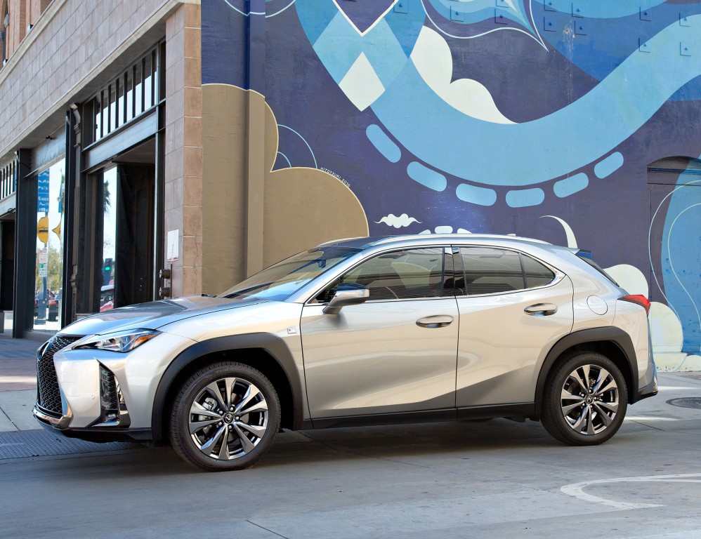 Lexus Ux photo 42