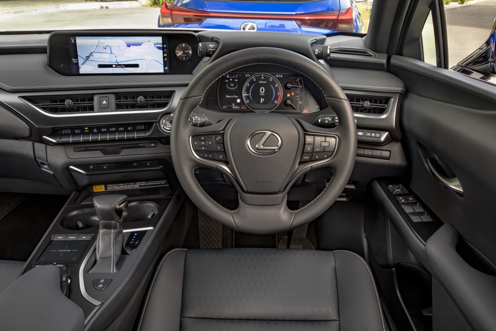 Lexus Ux photo 92