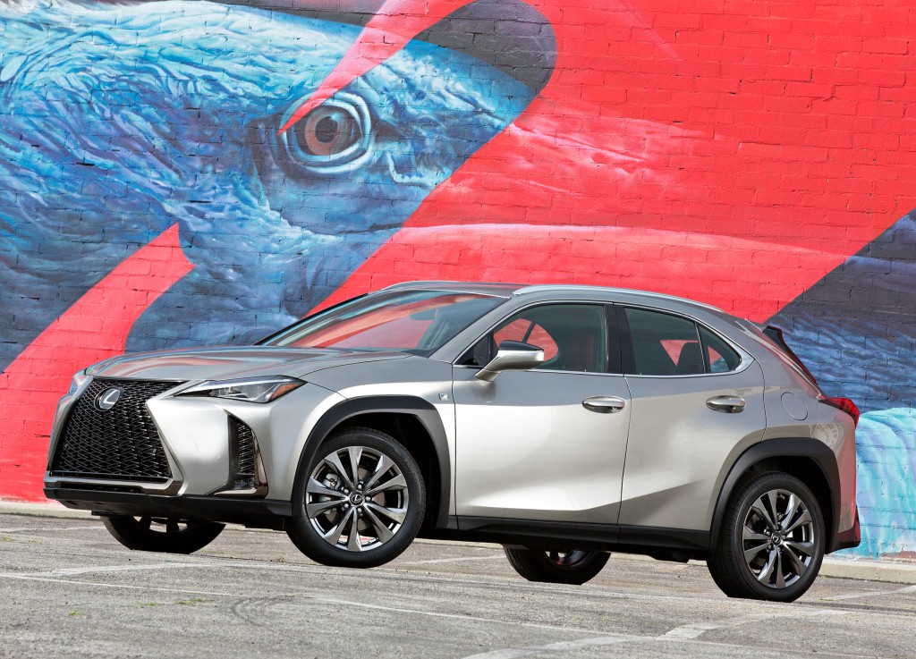 Lexus Ux photo 45
