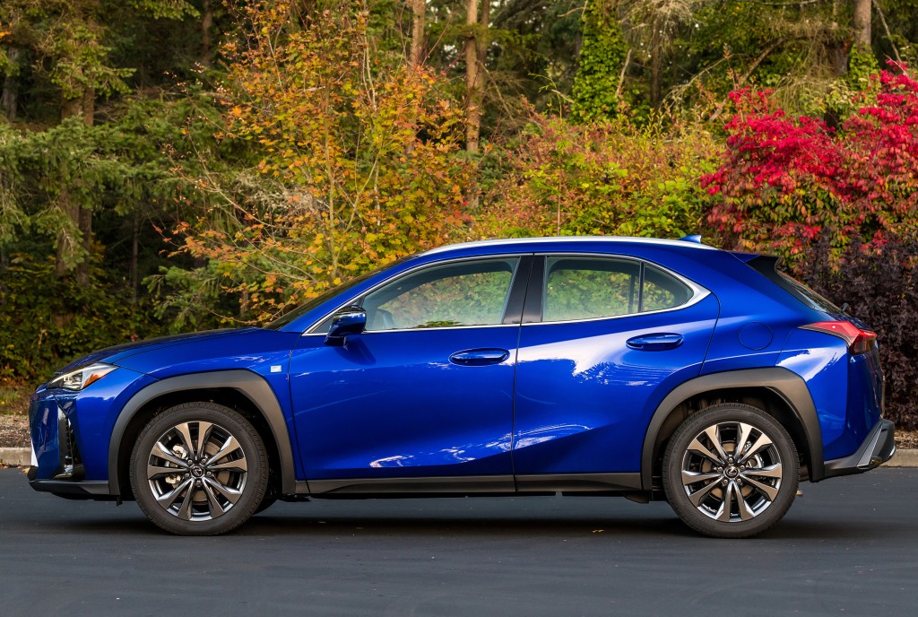 Lexus Ux photo 46