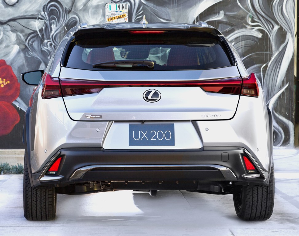 Lexus Ux photo 47