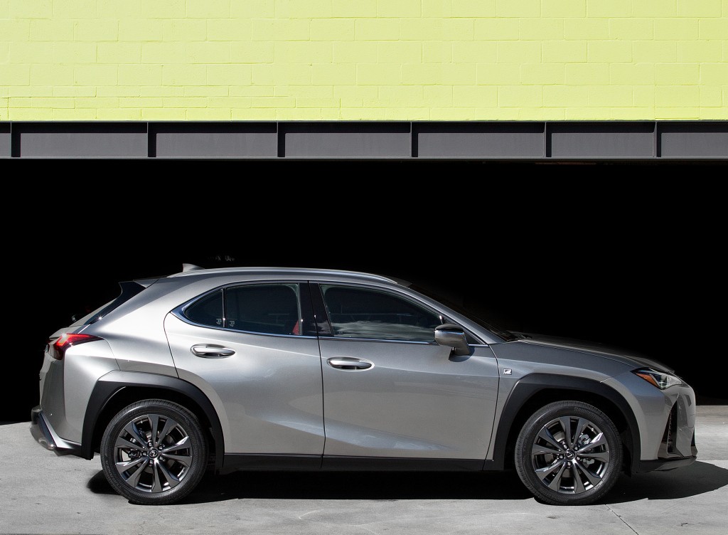 Lexus Ux photo 55