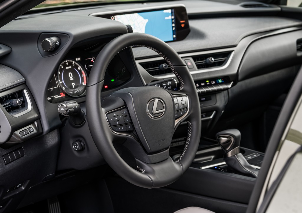 Lexus Ux photo 94