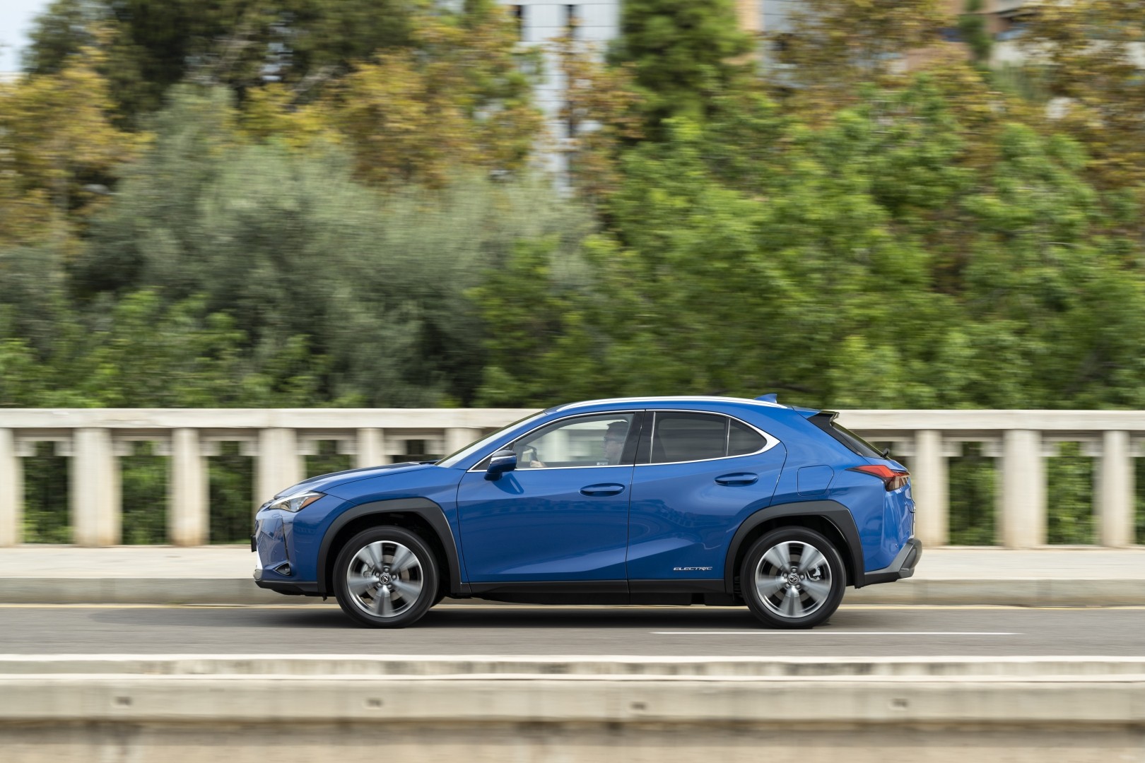 Lexus Ux photo 83