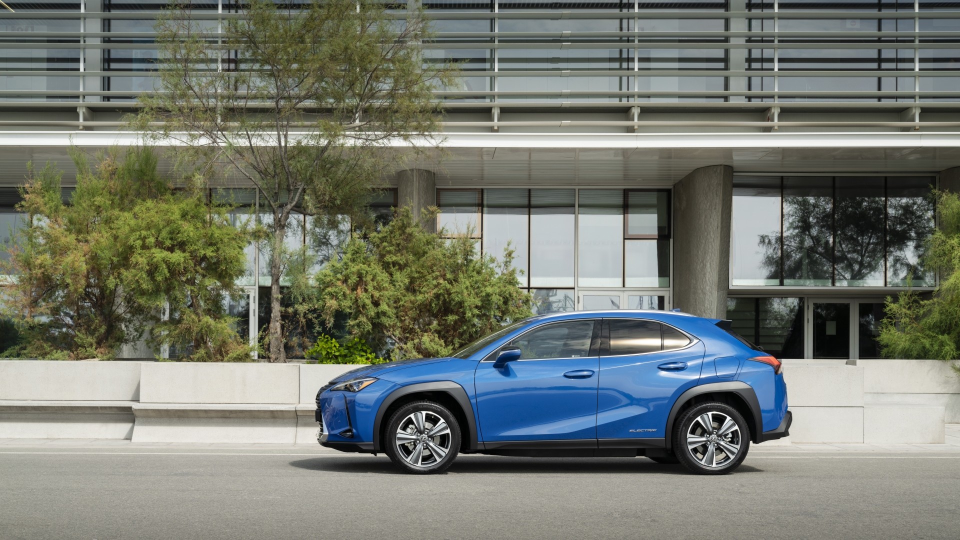 Lexus Ux photo 97