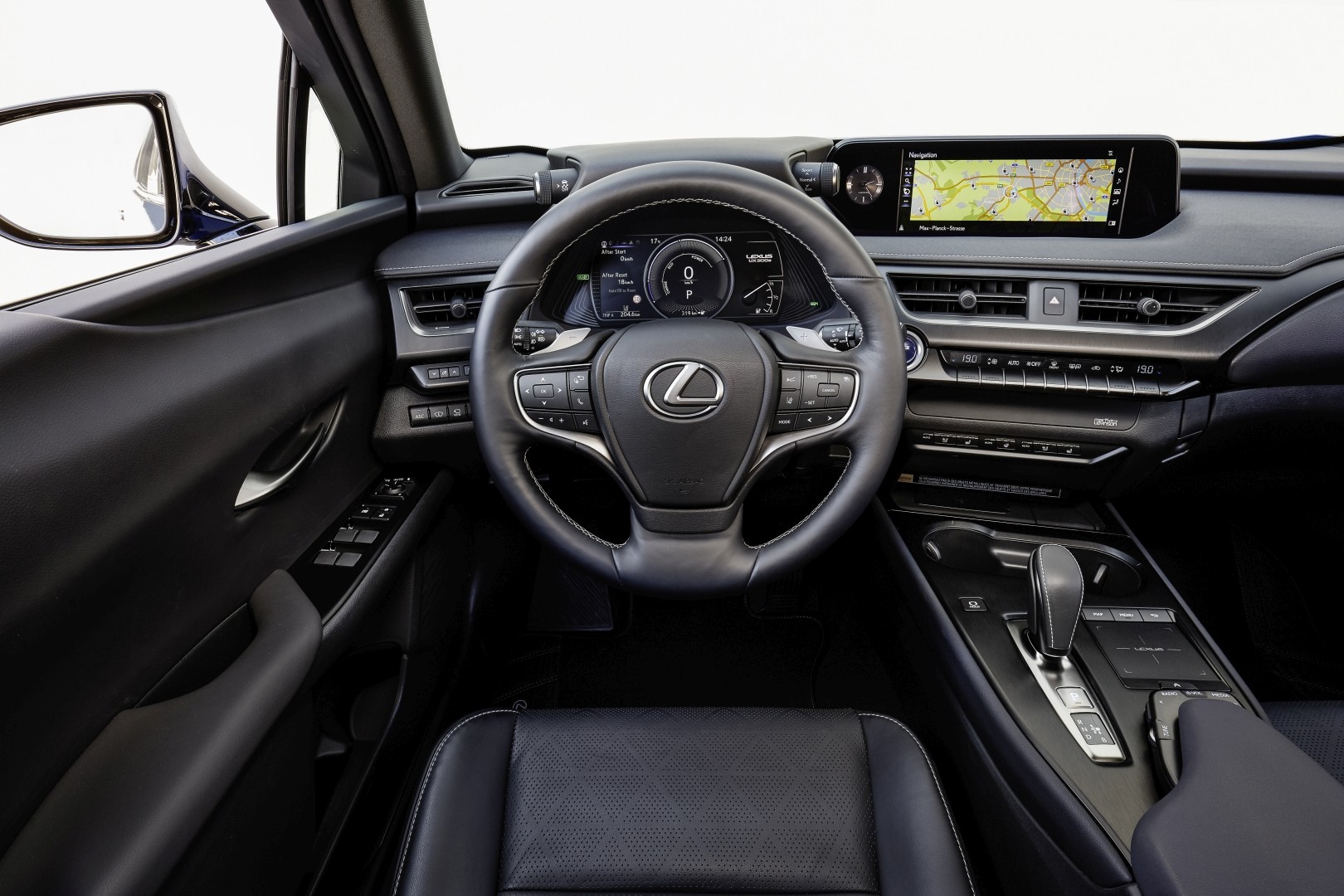 Lexus Ux photo 153