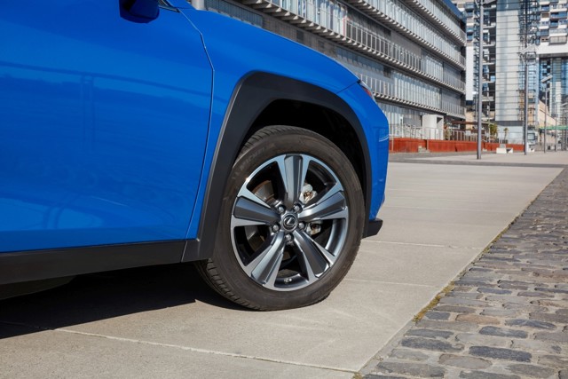 Lexus Ux photo 113