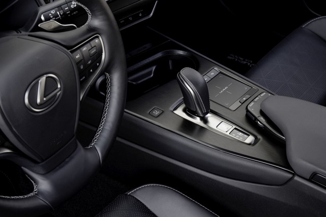 Lexus Ux photo 154