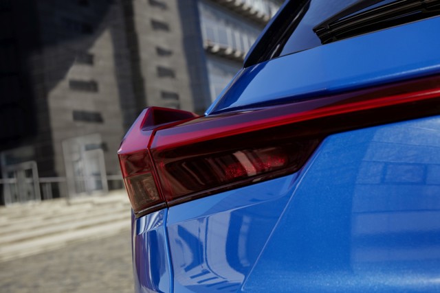 Lexus Ux photo 120