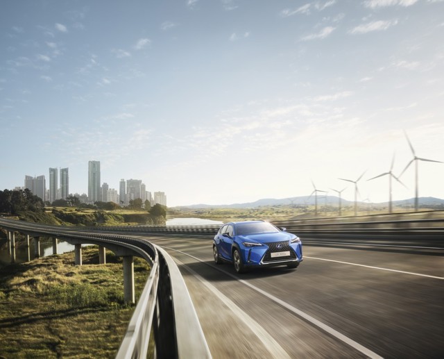 Lexus Ux photo 123