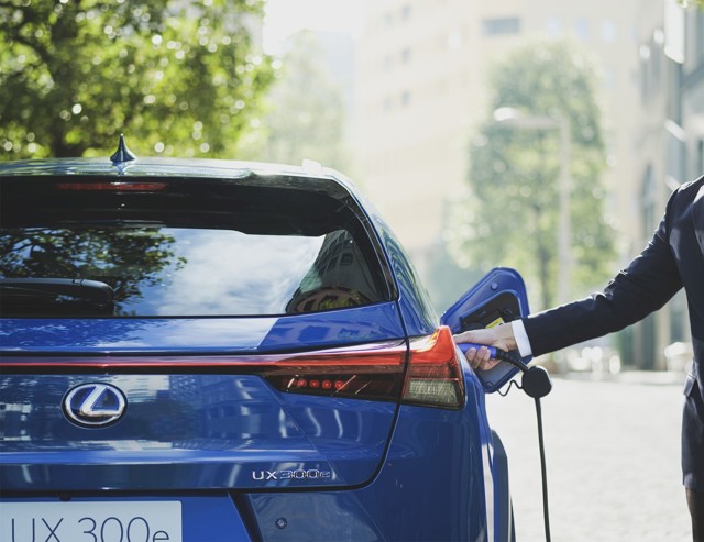 Lexus Ux photo 132