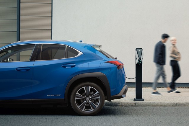Lexus Ux photo 135
