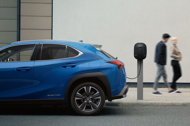 Lexus Ux photo 136