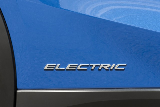Lexus Ux photo 3