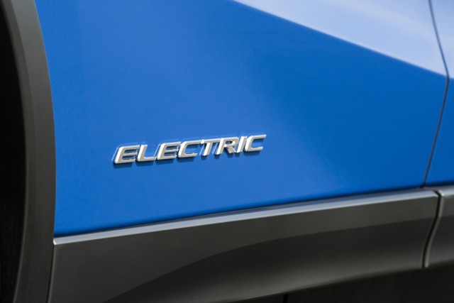 Lexus Ux photo 4