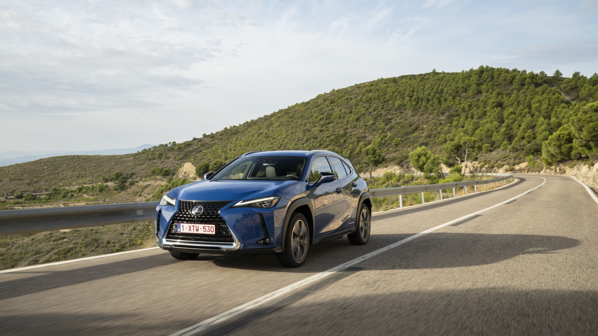 Lexus Ux photo 25