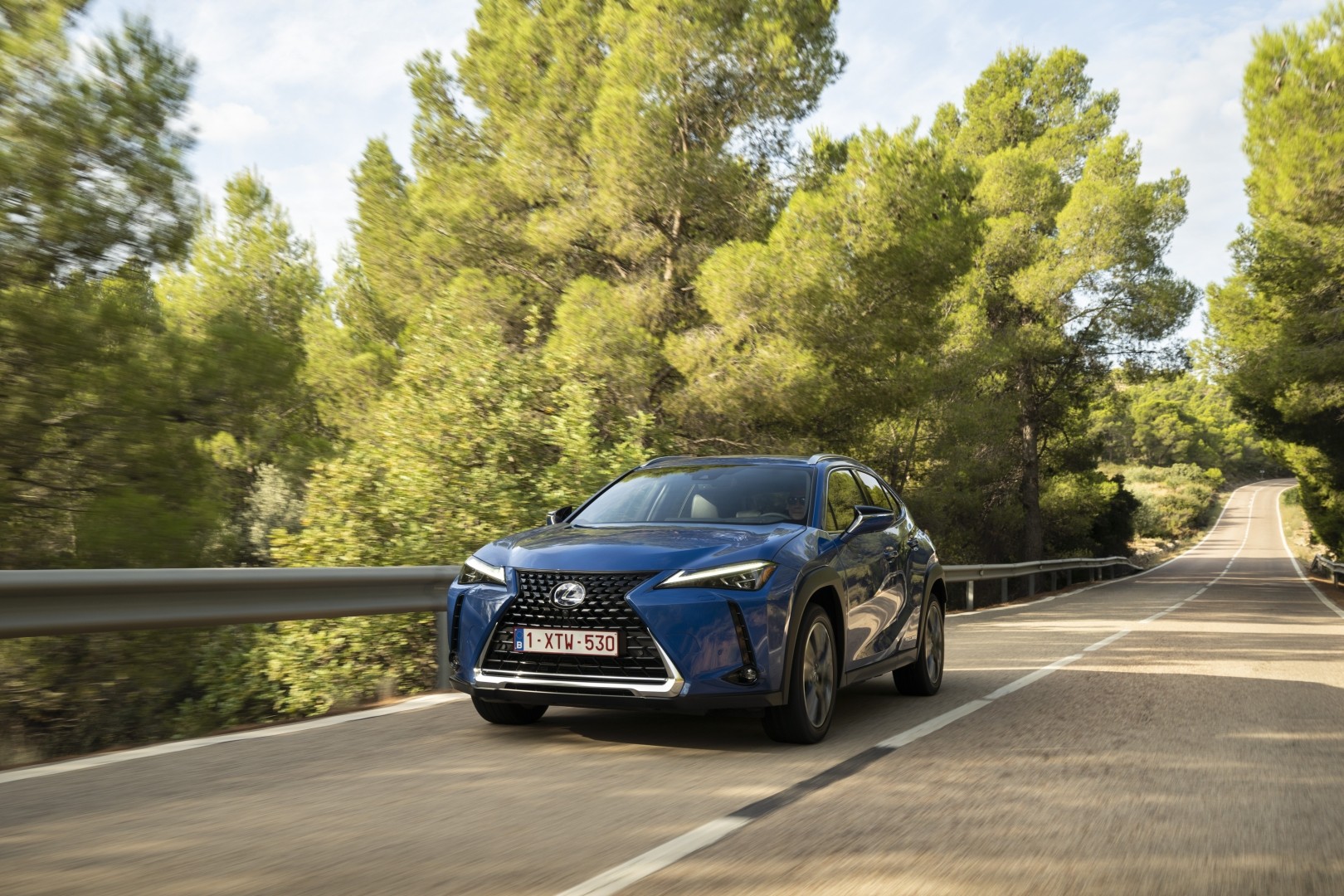 Lexus Ux photo 26