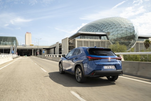 Lexus Ux photo 62