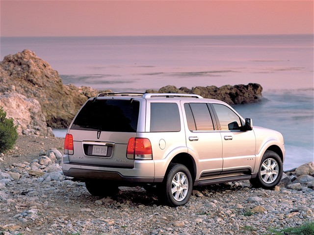 Lincoln Aviator photo 9