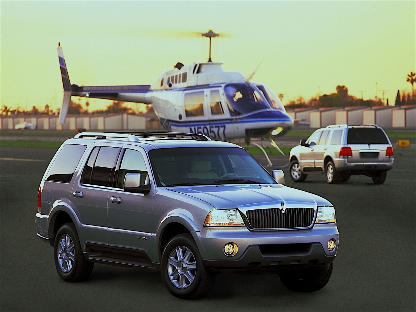 Lincoln Aviator photo 14