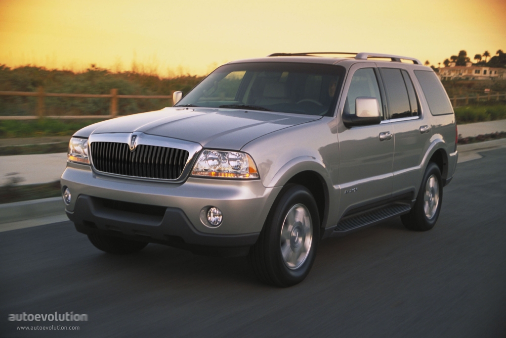 Lincoln Aviator photo 2