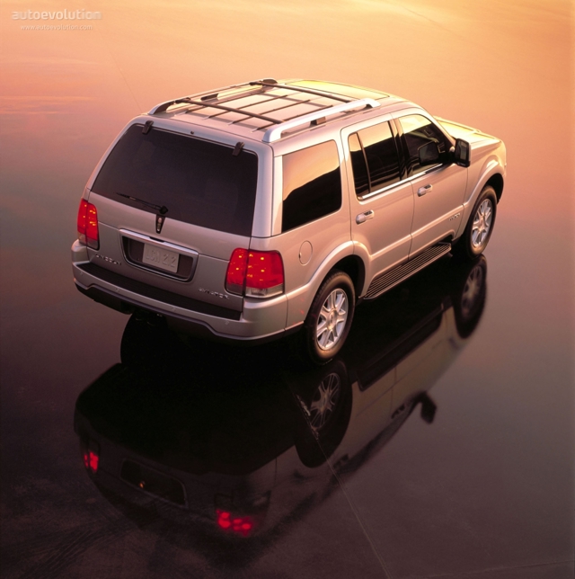 Lincoln Aviator photo 4