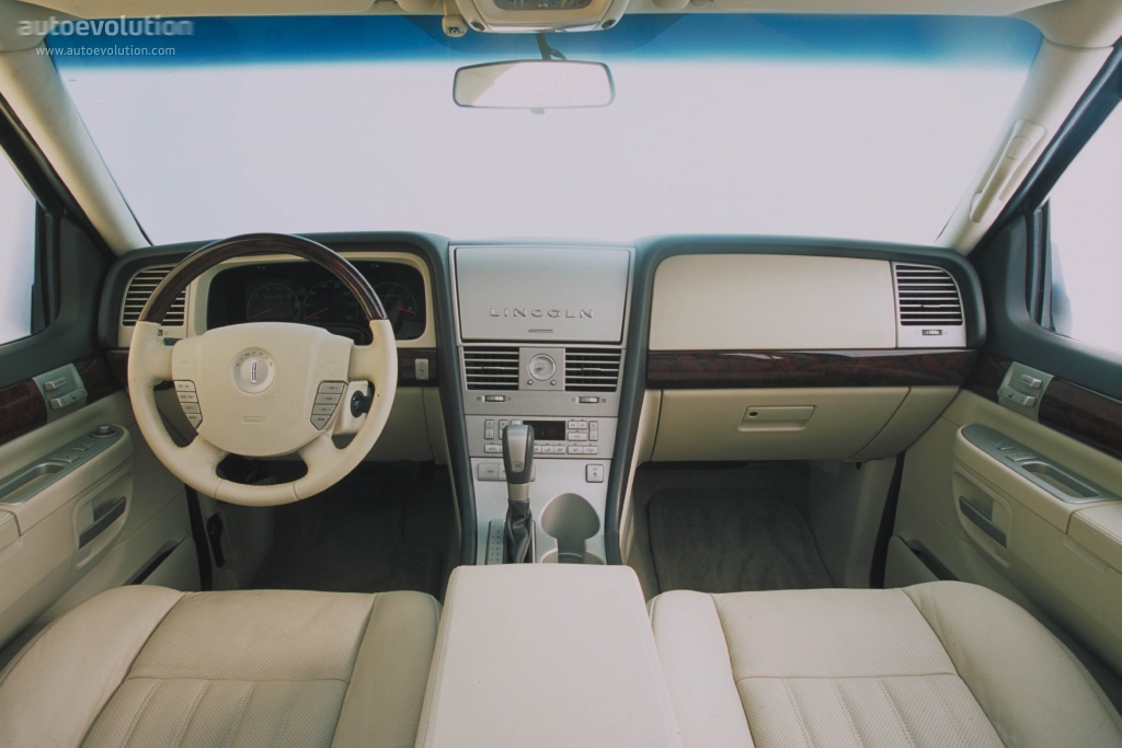 Lincoln Aviator photo 18