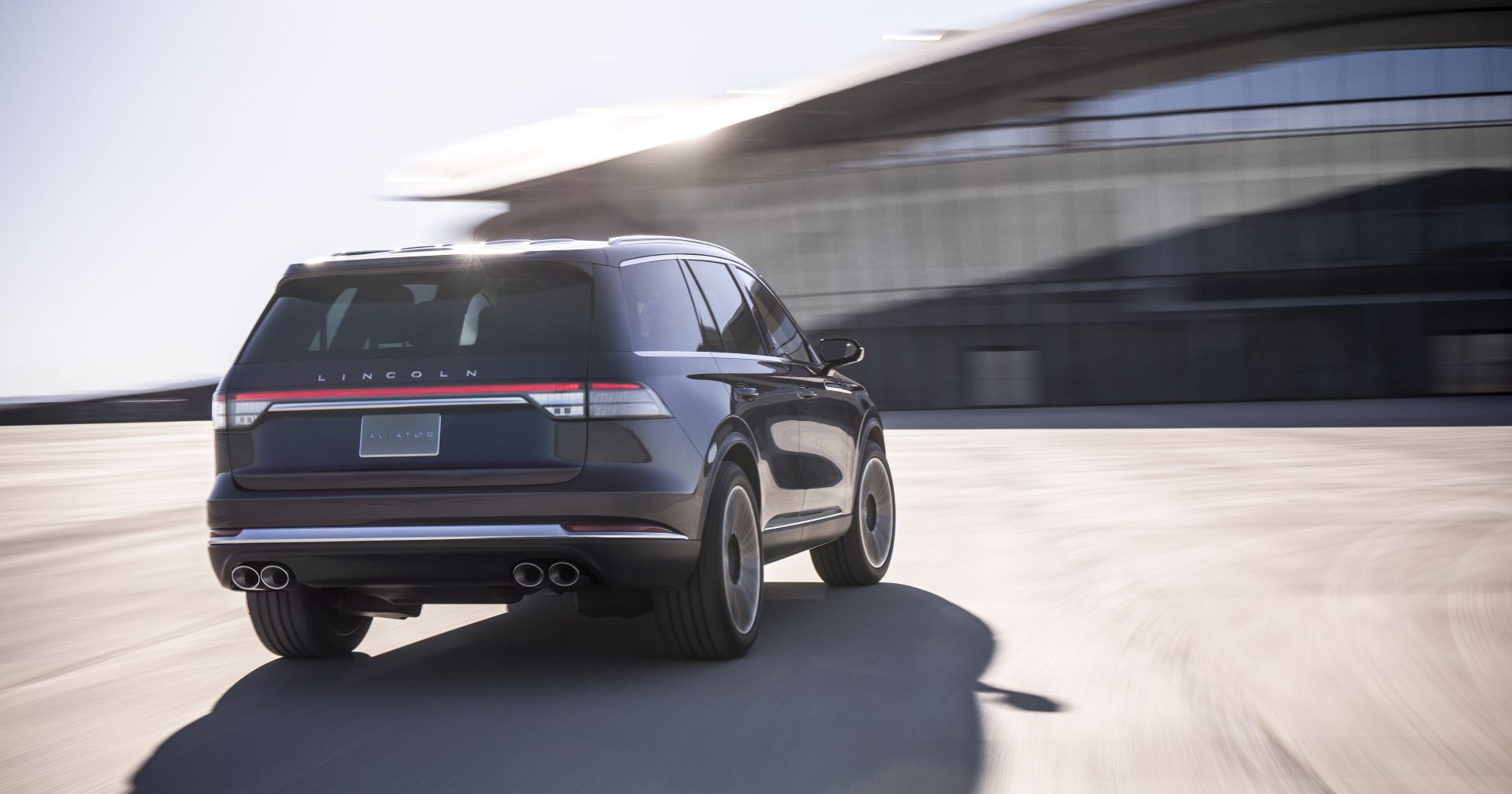 Lincoln Aviator photo 8