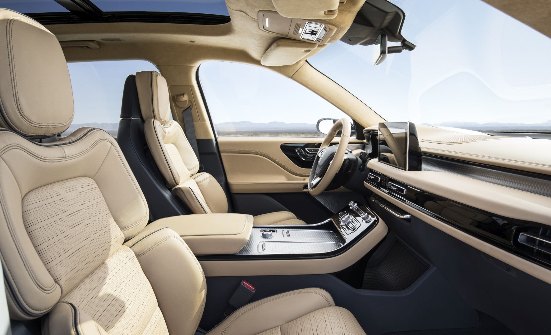 Lincoln Aviator photo 107