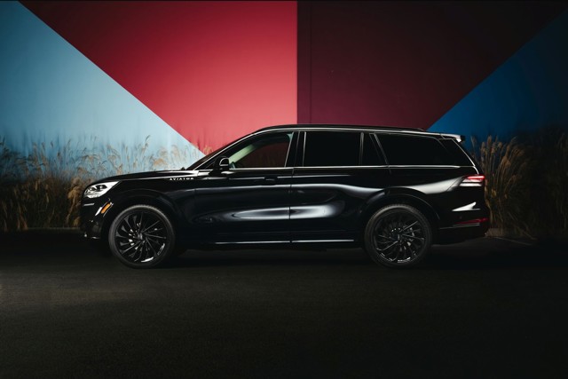 Lincoln Aviator photo 101