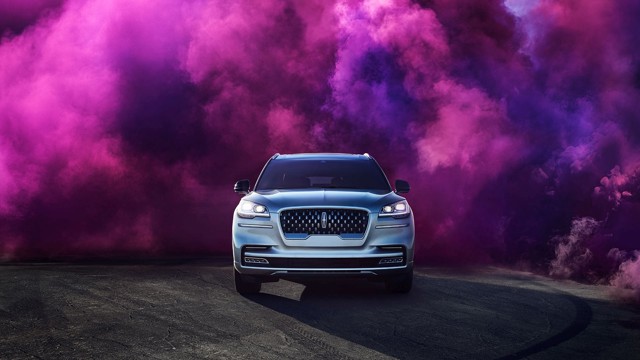 Lincoln Aviator photo 28
