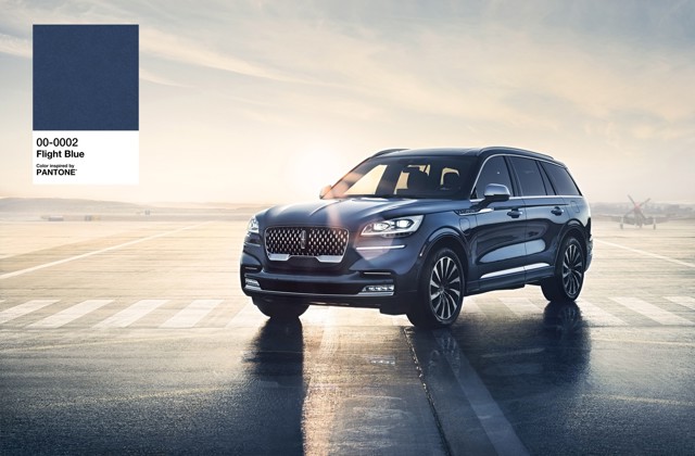 Lincoln Aviator photo 40