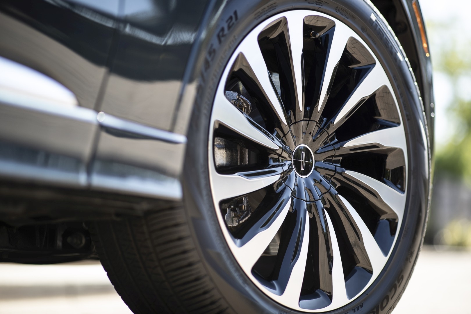 Lincoln Aviator photo 53