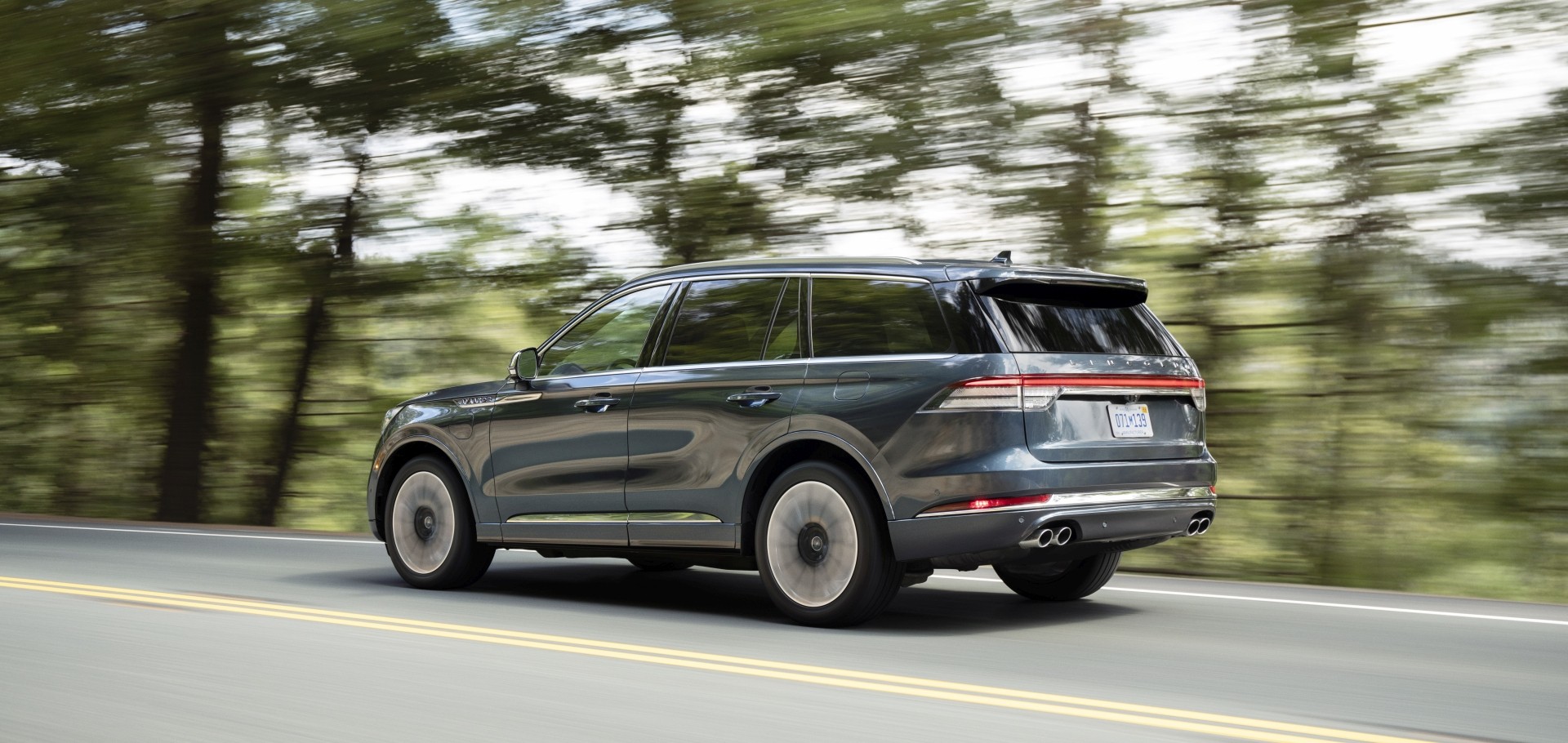 Lincoln Aviator photo 61