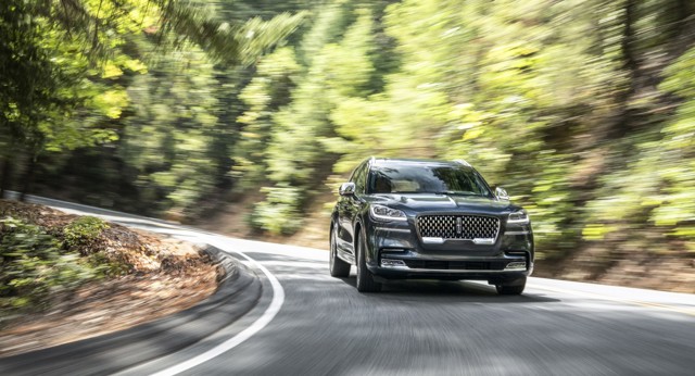 Lincoln Aviator photo 71
