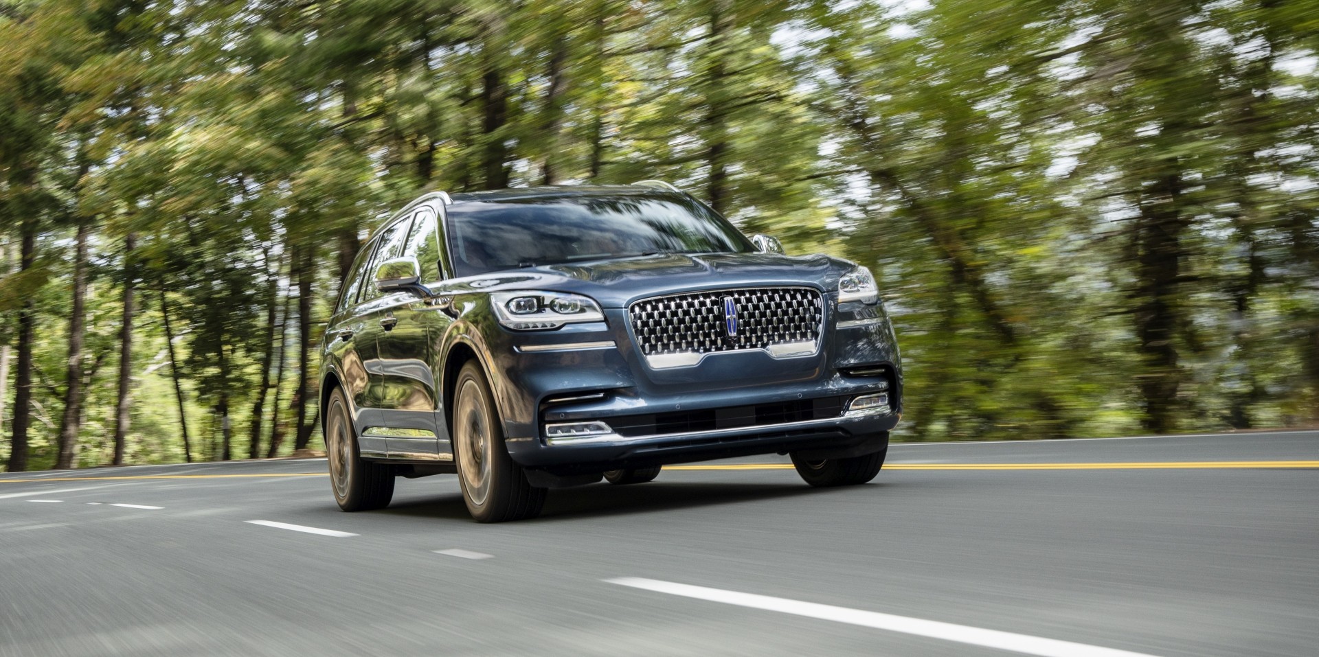 Lincoln Aviator photo 72