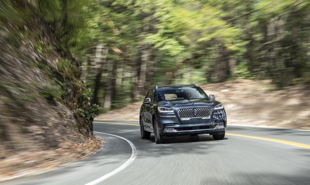 Lincoln Aviator photo 73