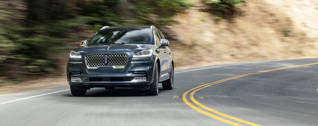 Lincoln Aviator photo 74