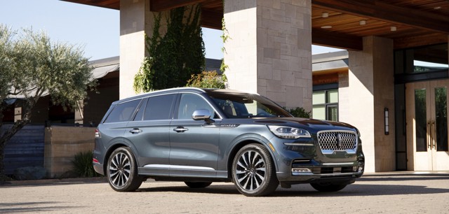 Lincoln Aviator photo 81