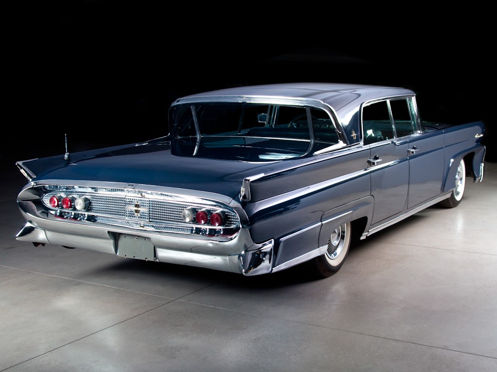 Lincoln Continental photo 4