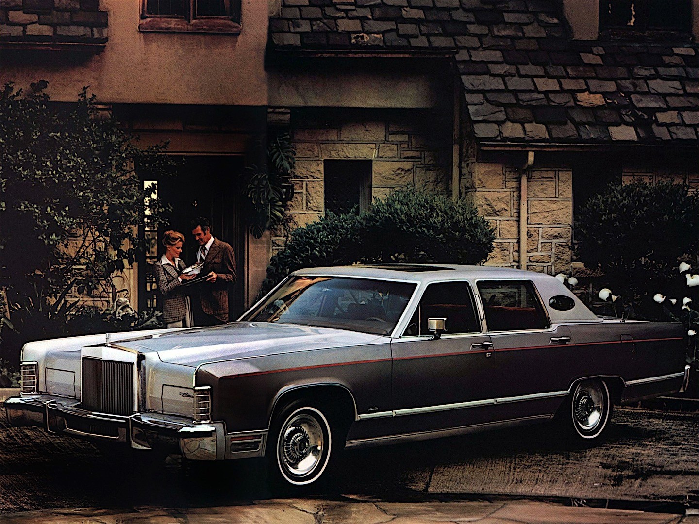 Lincoln Continental photo 4