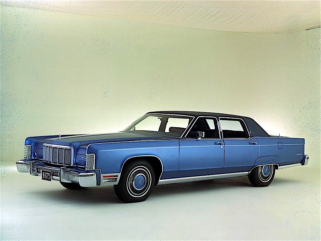 Lincoln Continental photo 15