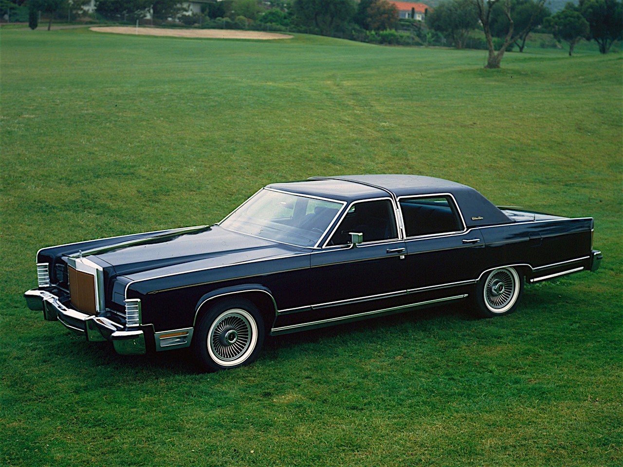 Lincoln Continental photo 16
