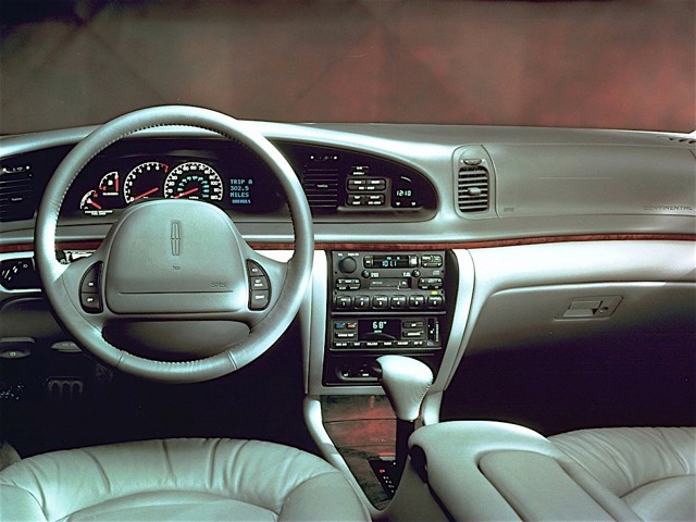 Lincoln Continental photo 41