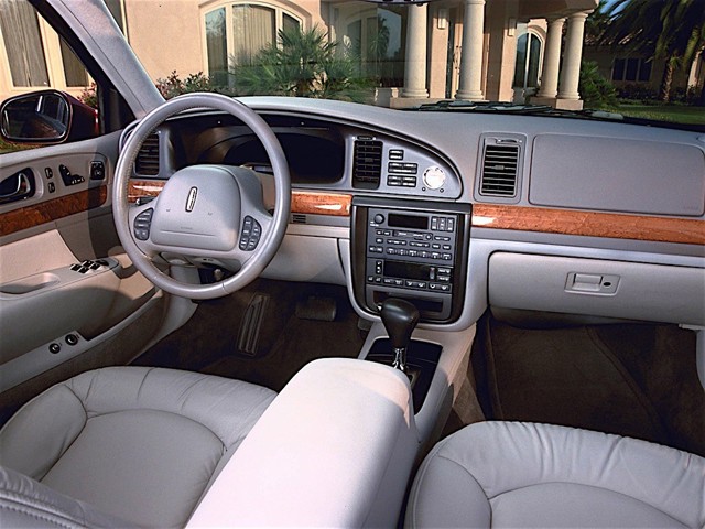 Lincoln Continental photo 44