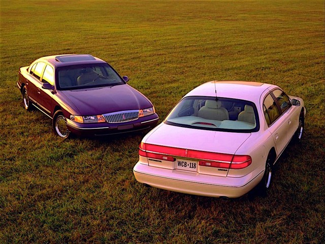 Lincoln Continental photo 7
