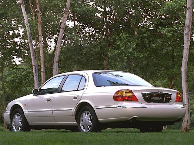 Lincoln Continental photo 20