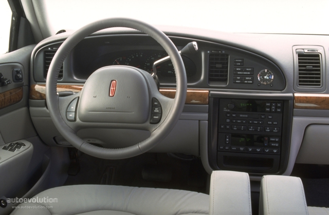 Lincoln Continental photo 34